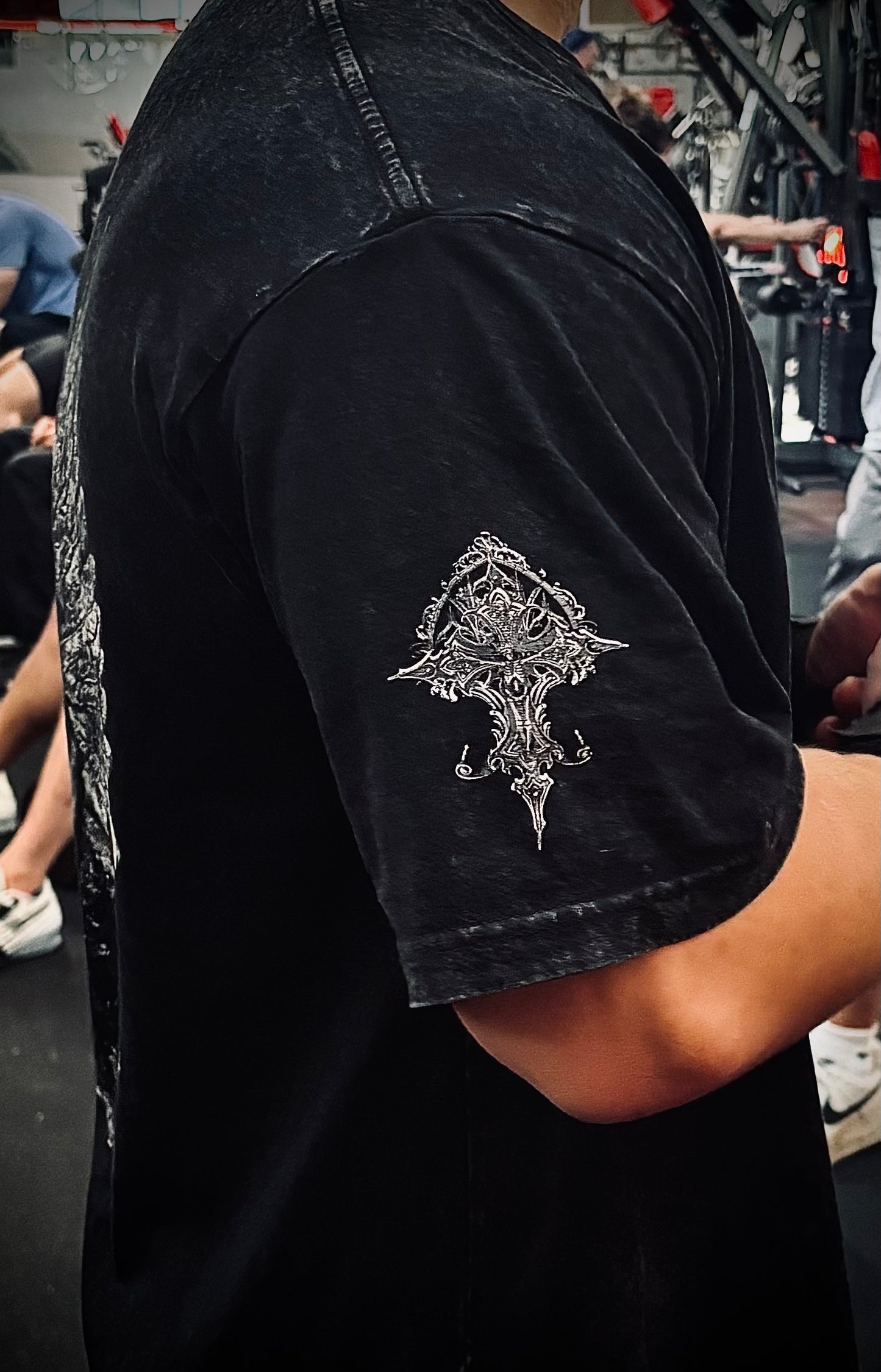 ANCIENT TEE BLACK WASH